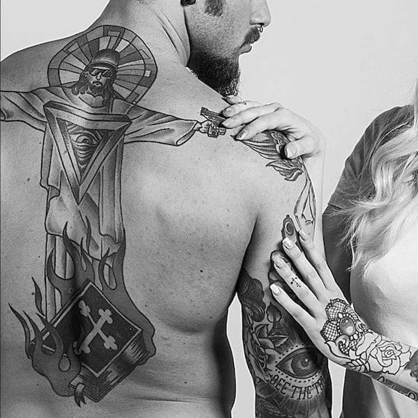 TATTOO VERZORGING - alle ins- en out op een rij